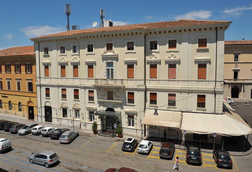 Grande Albergo Quattro Stagioni Rieti Exterior photo