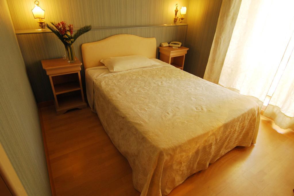 Grande Albergo Quattro Stagioni Rieti Room photo