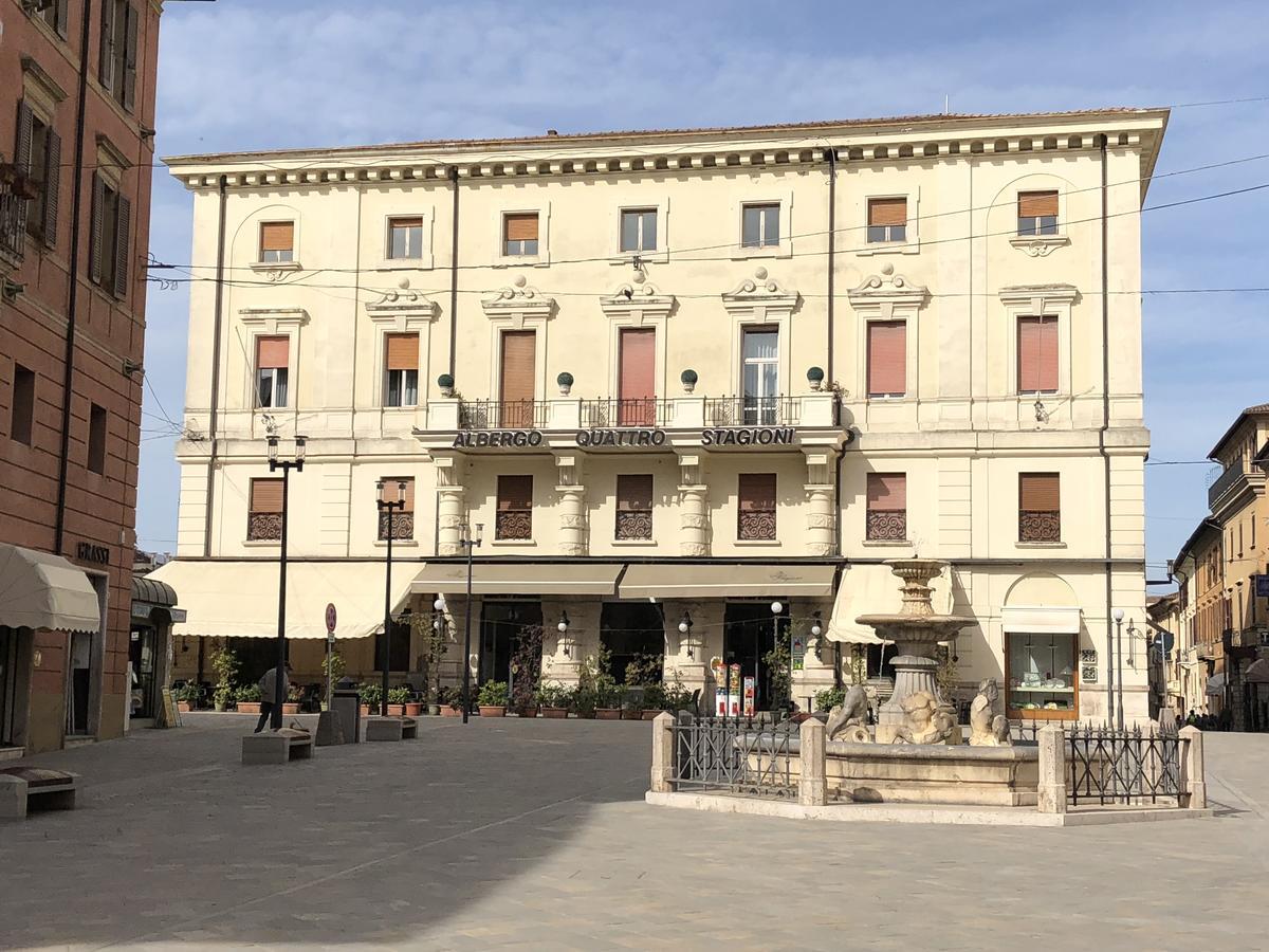 Grande Albergo Quattro Stagioni Rieti Exterior photo